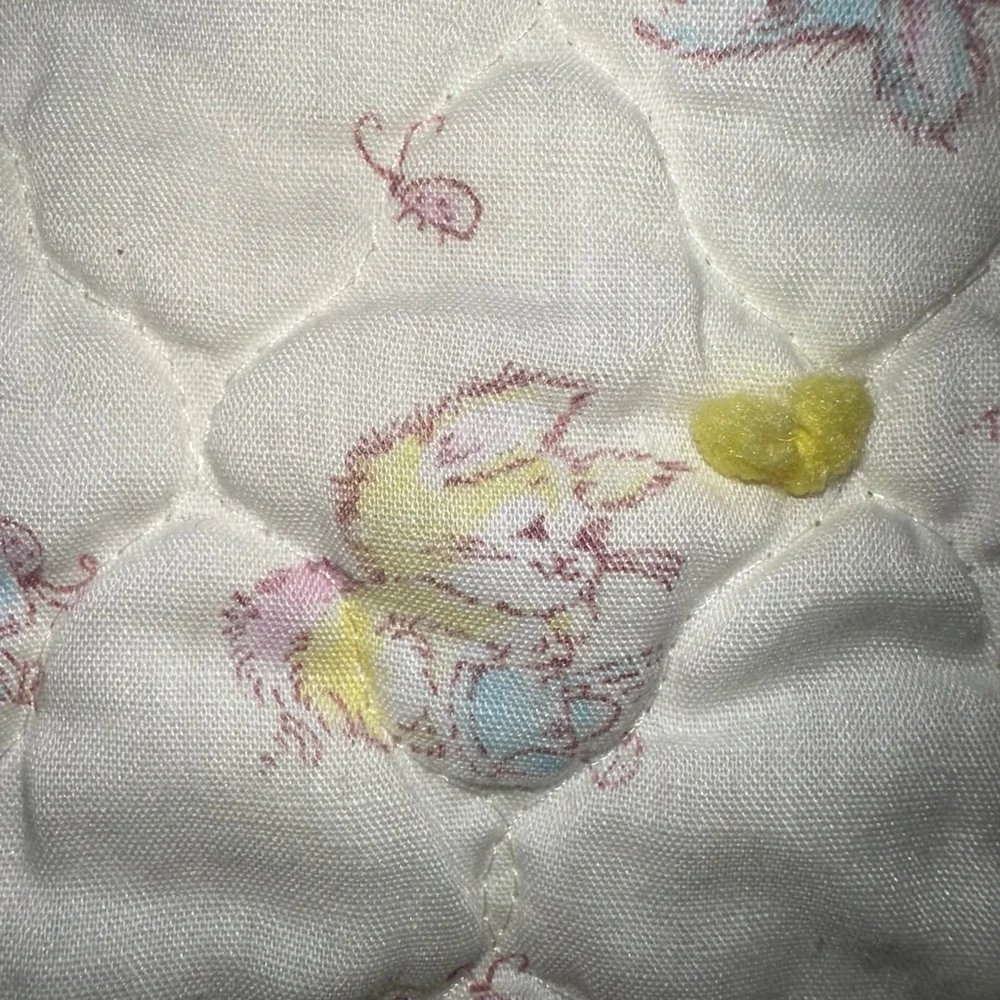 EUC Vintage Baby Blanket Quilt with Bunny Print in Pale Yellow Gender Neutral